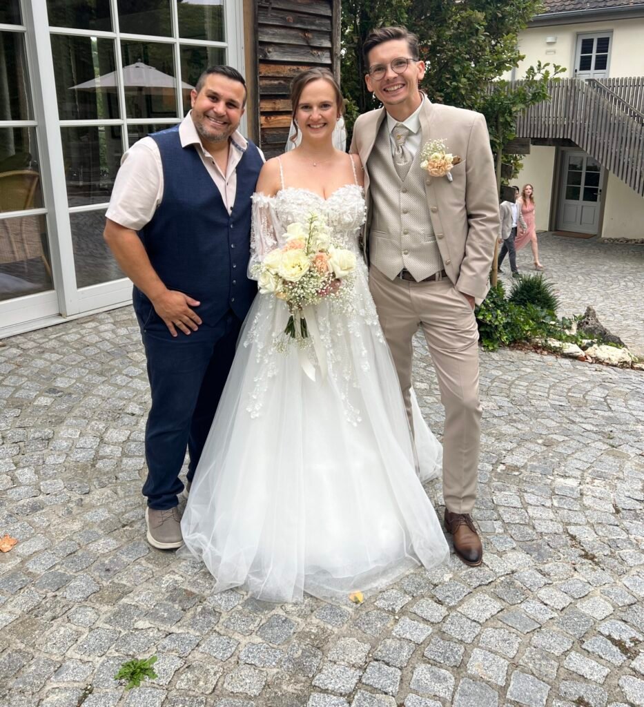 Hochzeit am Montag von Emilia und Alexander auf dem Hofgut Maisenburg